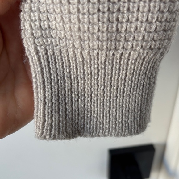 Wilfred Sweater - Picture 6 of 7